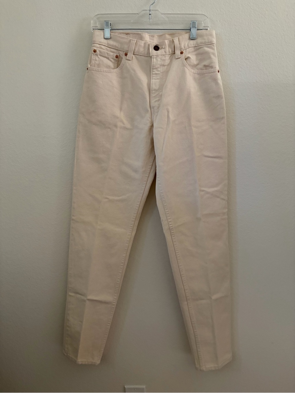 Levi's Women's Straight Leg Jeans in Cream